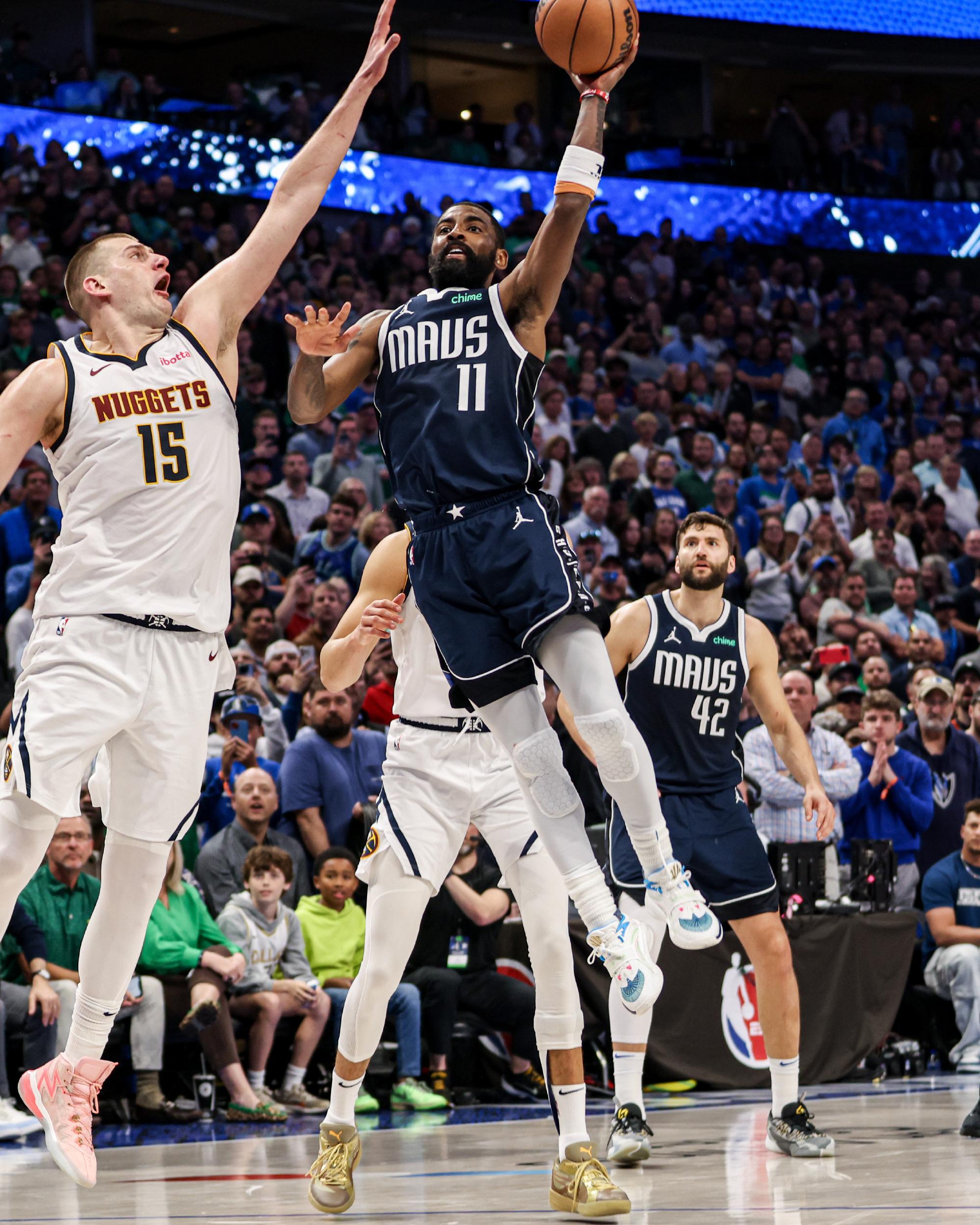 凯尔特人惨败魔术，欧文单打独斗无果(凯尔特人球迷为什么恨欧文)