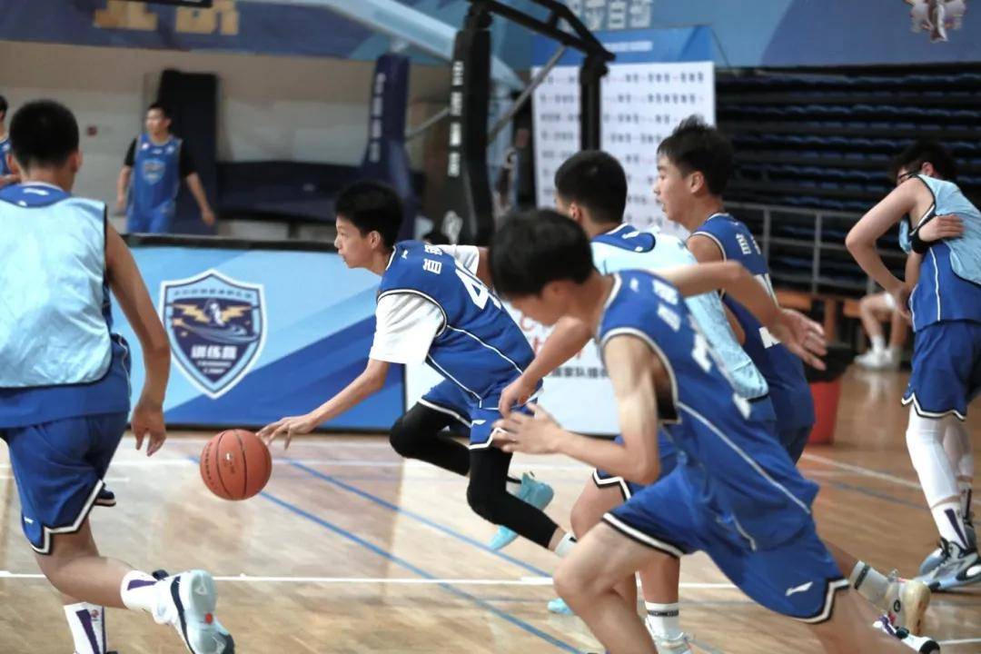 杏彩体育官方入口-篮球训练营现出了年轻人才，未来可期的简单介绍