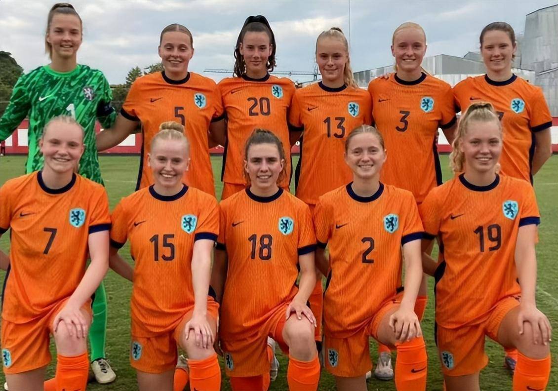 巴拉圭女足在比赛中尽显团队精神(巴拉圭女足在比赛中尽显团队精神吗) 巴拉圭女足在比赛中尽显团队精神(巴拉圭女足在比赛中尽显团队精神吗)