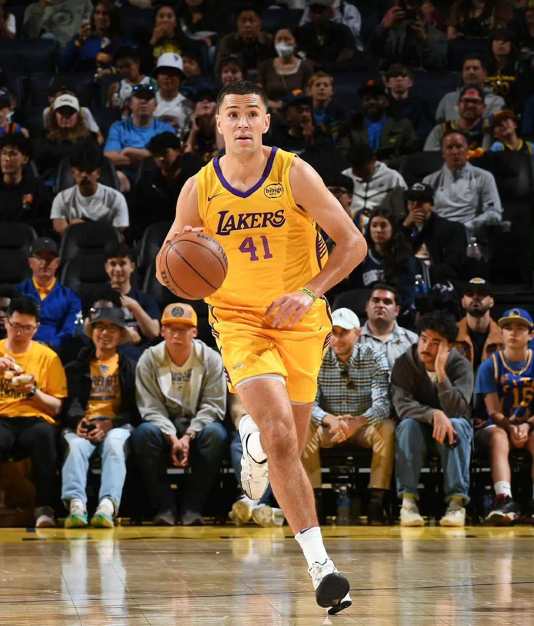 NBA季后赛:湖人成功晋级勇士遭逆转出局的简单介绍 NBA季后赛:湖人成功晋级勇士遭逆转出局的简单介绍