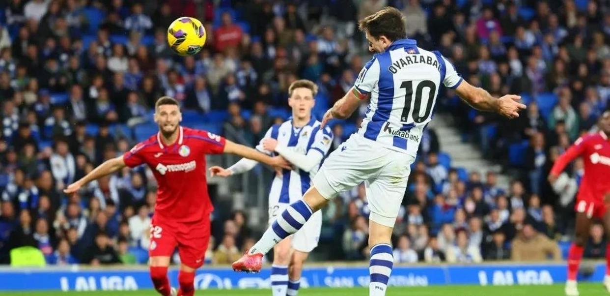 瓦伦西亚爆冷取胜皇家社会,止住连败势头的简单介绍 瓦伦西亚爆冷取胜皇家社会,止住连败势头的简单介绍