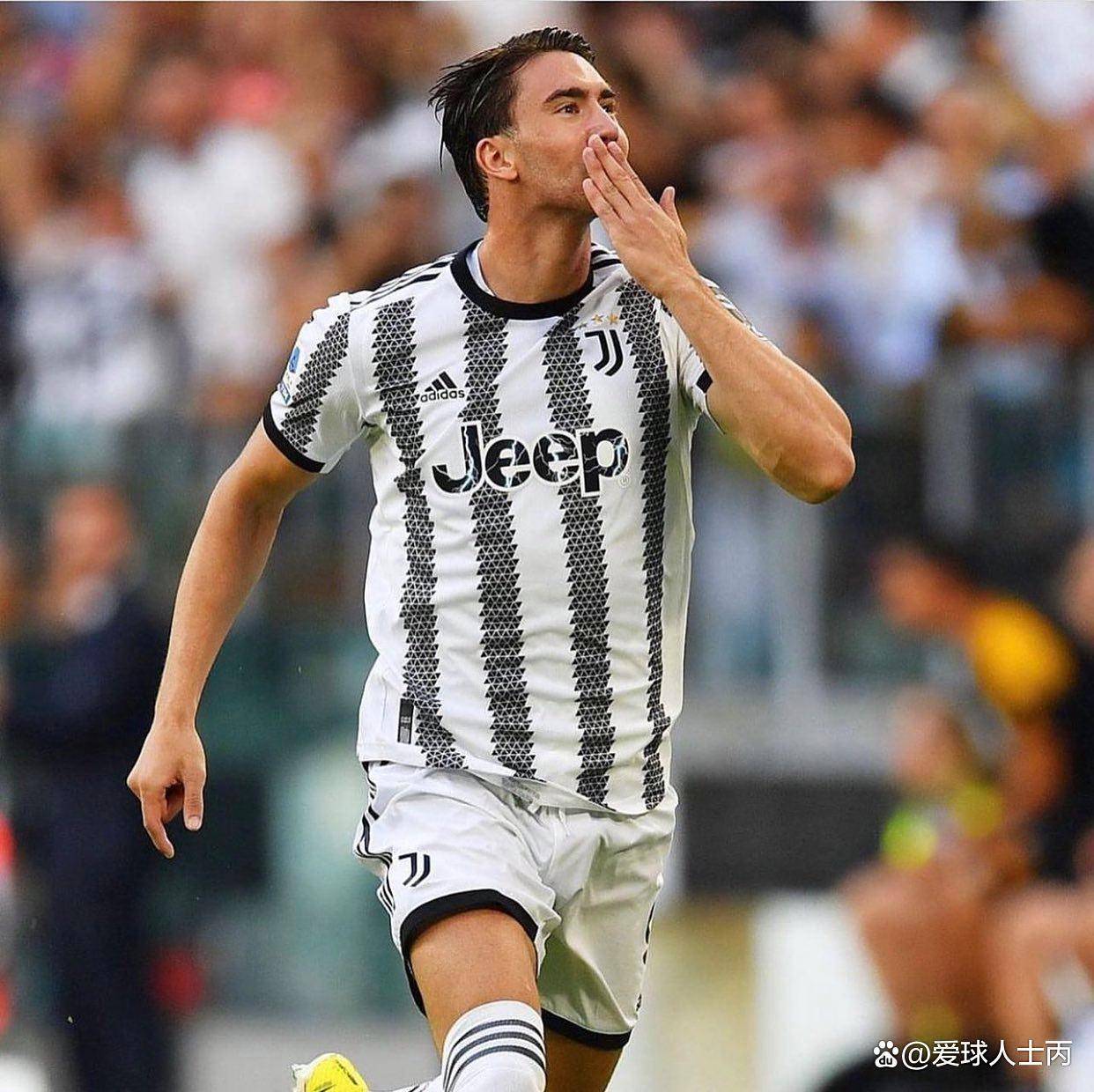 AC米兰战平皇马,伊布风采依旧的简单介绍 AC米兰战平皇马,伊布风采依旧的简单介绍