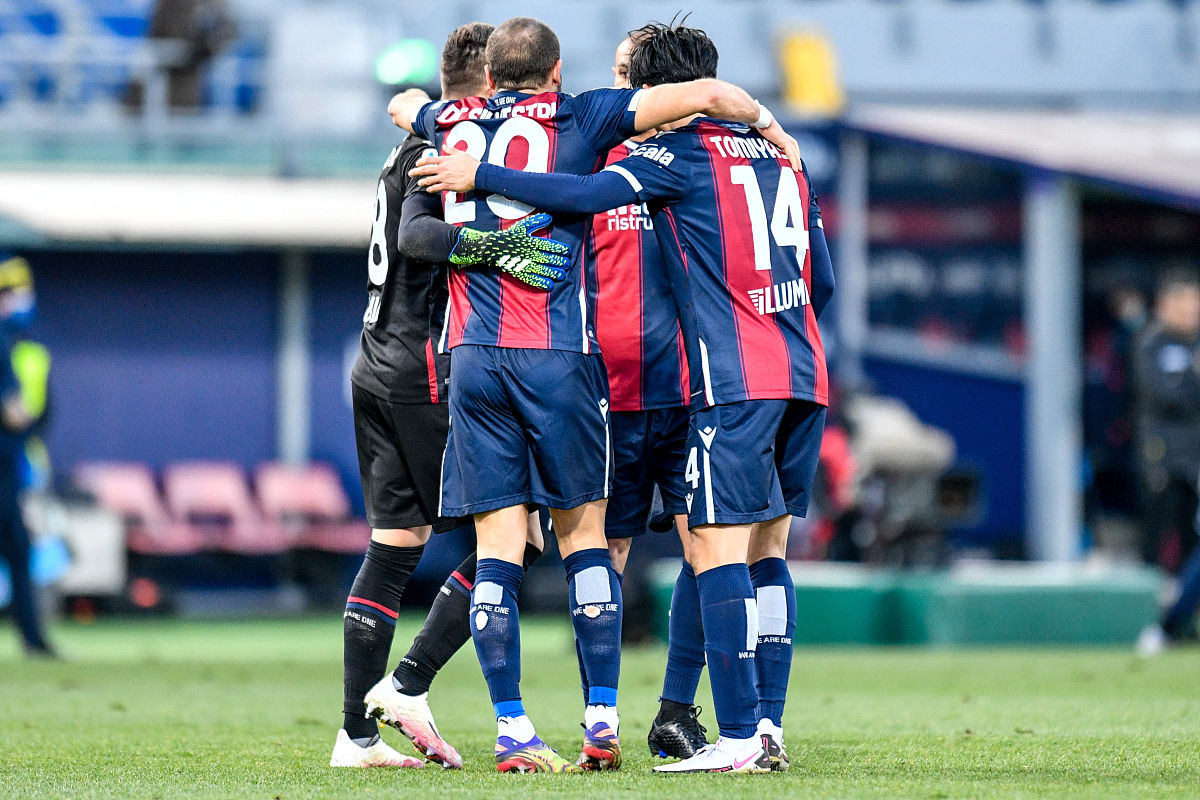 佛罗伦萨球员受伤离场，备战下一场比赛的简单介绍