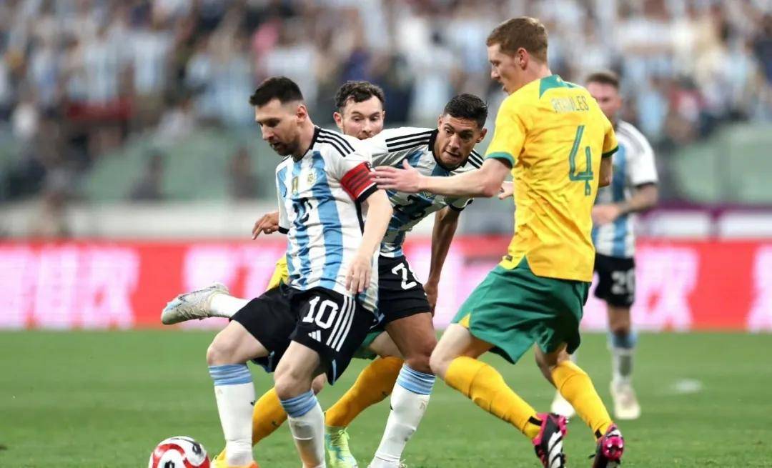 阿根廷遭遇加拿大:南美强队遇强对手艰难晋级 阿根廷遭遇加拿大:南美强队遇强对手艰难晋级