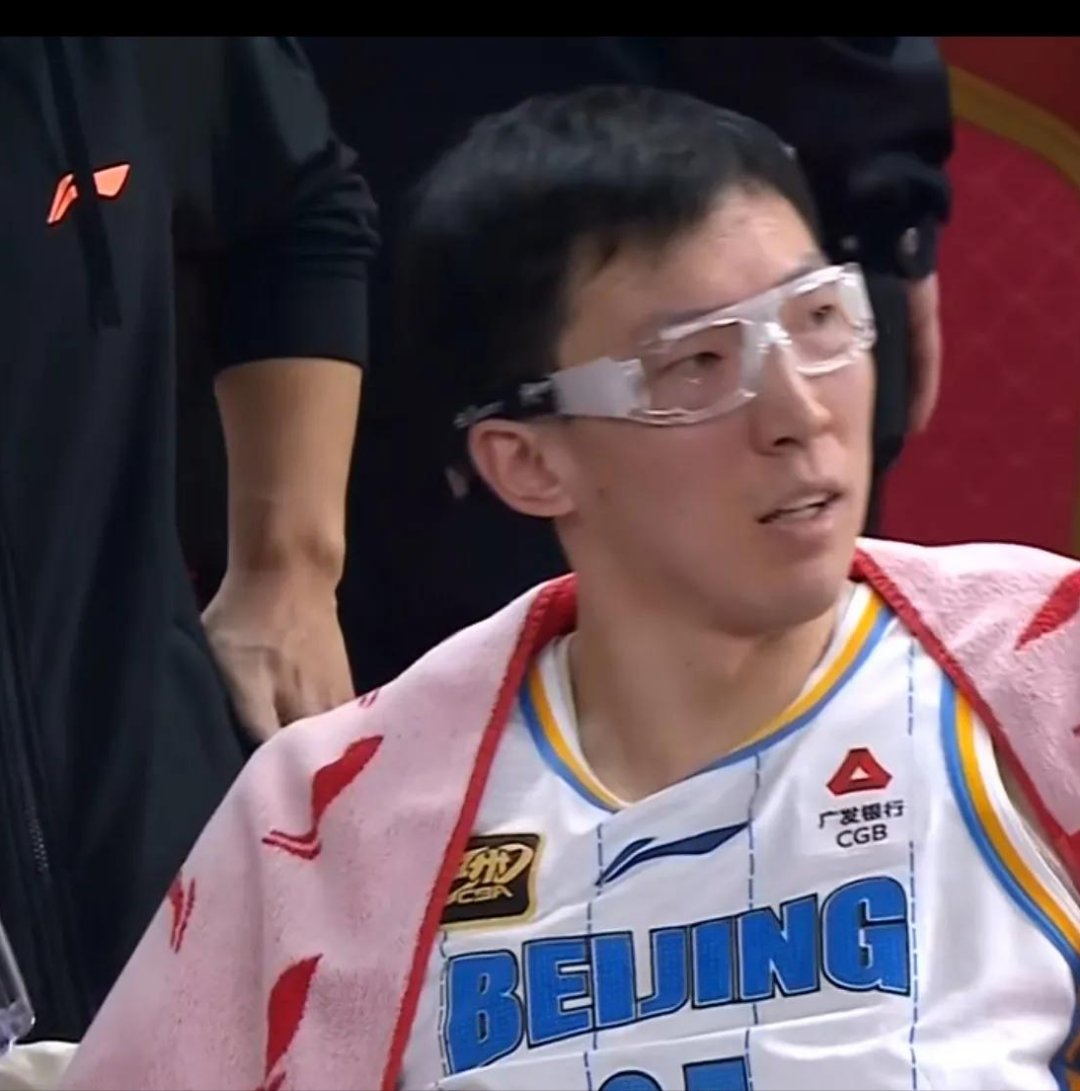 关于鹈鹕惨败篮网,周琦表现奋力不懈的信息 关于鹈鹕惨败篮网,周琦表现奋力不懈的信息