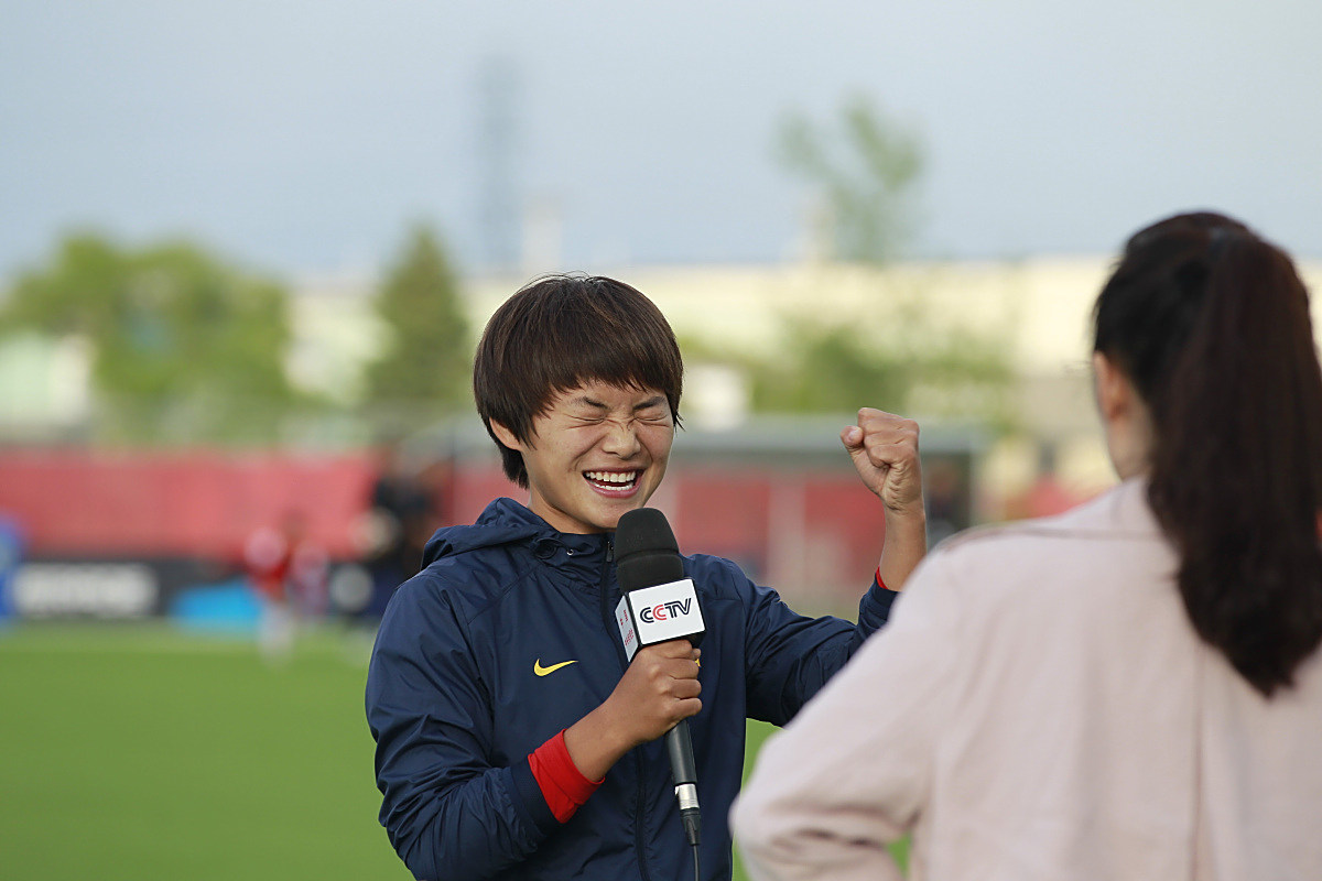 比赛过程中球队教练的调度成为关注焦点 比赛过程中球队教练的调度成为关注焦点