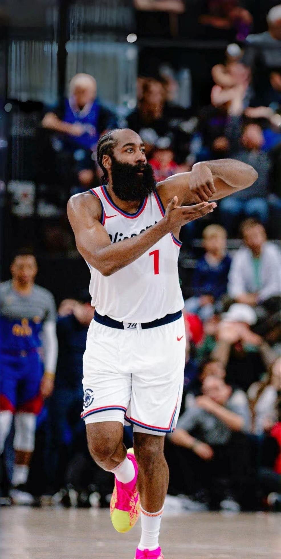 火箭勇夺篮网，哈登火力全开季后赛争霸势不可挡的简单介绍