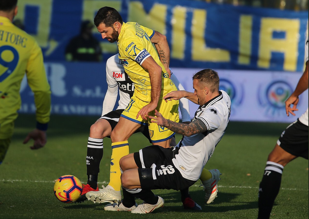 英格兰队遭遇困境，战平未赢一场的挪威队