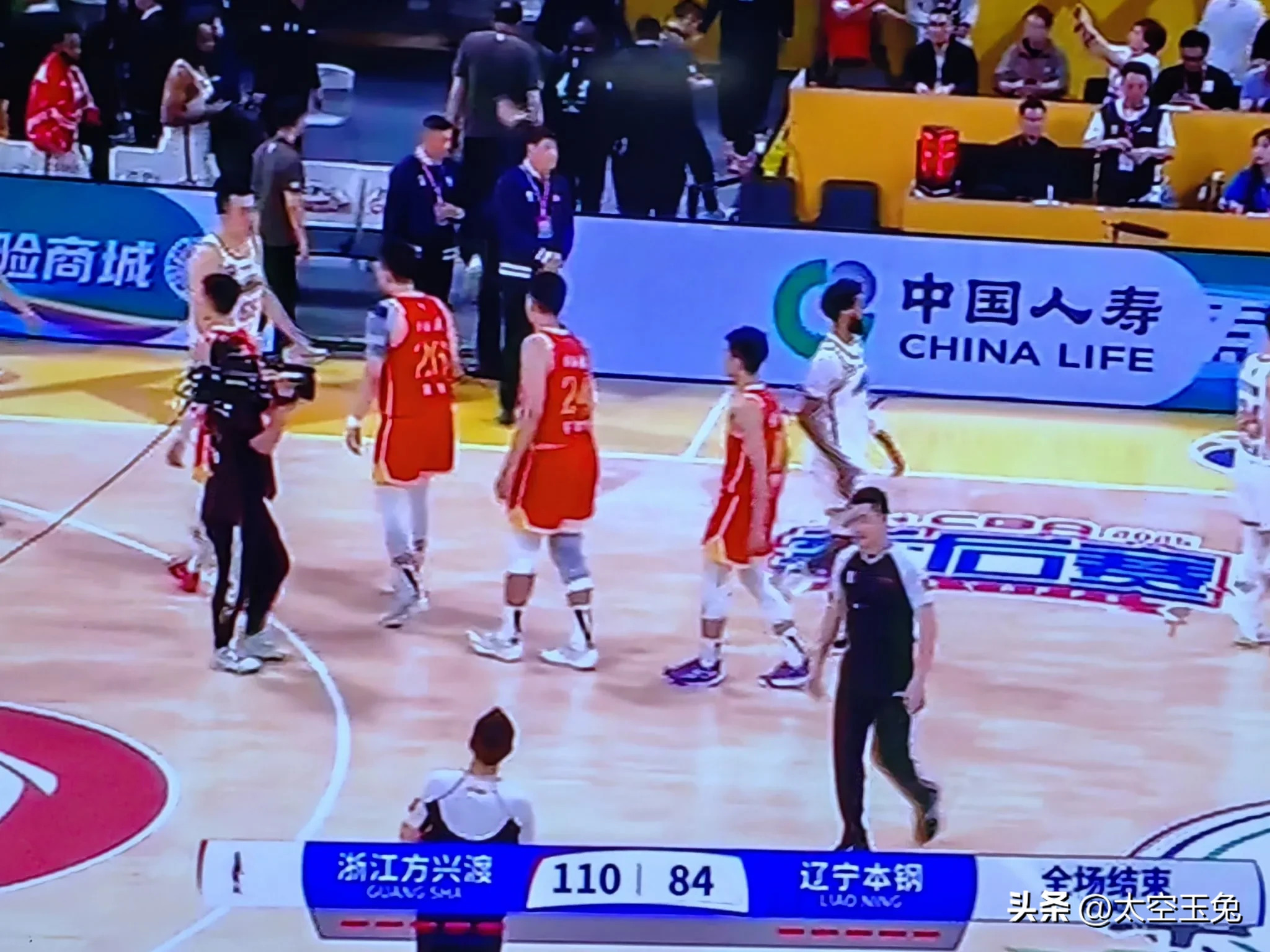 关于球队内外线协作紧密照面对手,全场实力凌驾的信息 关于球队内外线协作紧密照面对手,全场实力凌驾的信息