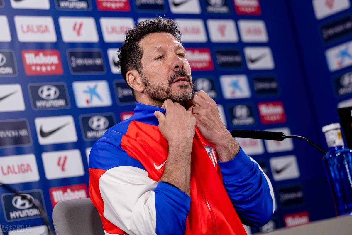 塞维利亚意外输球,球队战绩受挫,主帅紧急召开战术会议的简单介绍 塞维利亚意外输球,球队战绩受挫,主帅紧急召开战术会议的简单介绍