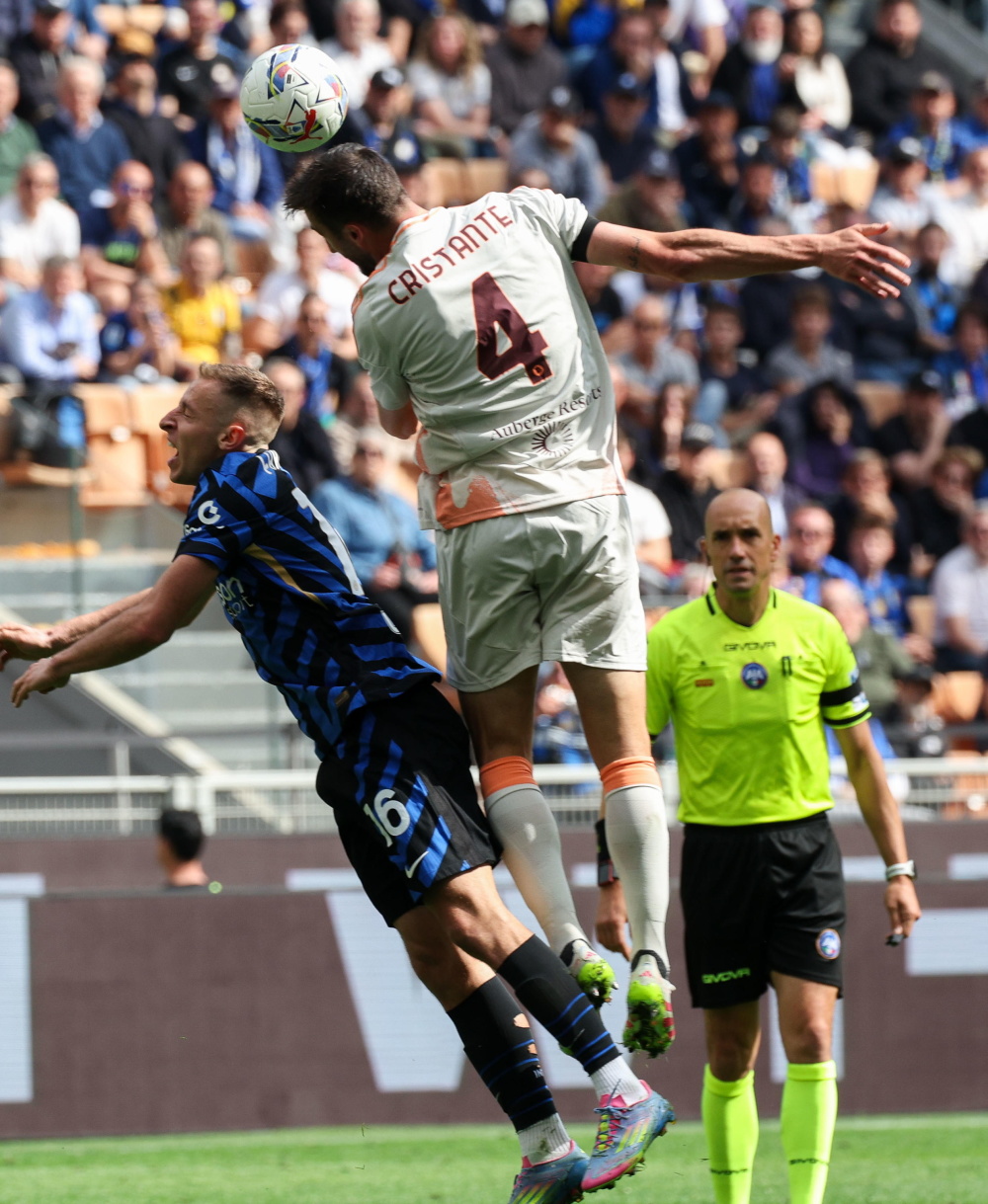 关于罗马球员私下训练备战，力求下一场比赛取得好成绩的信息