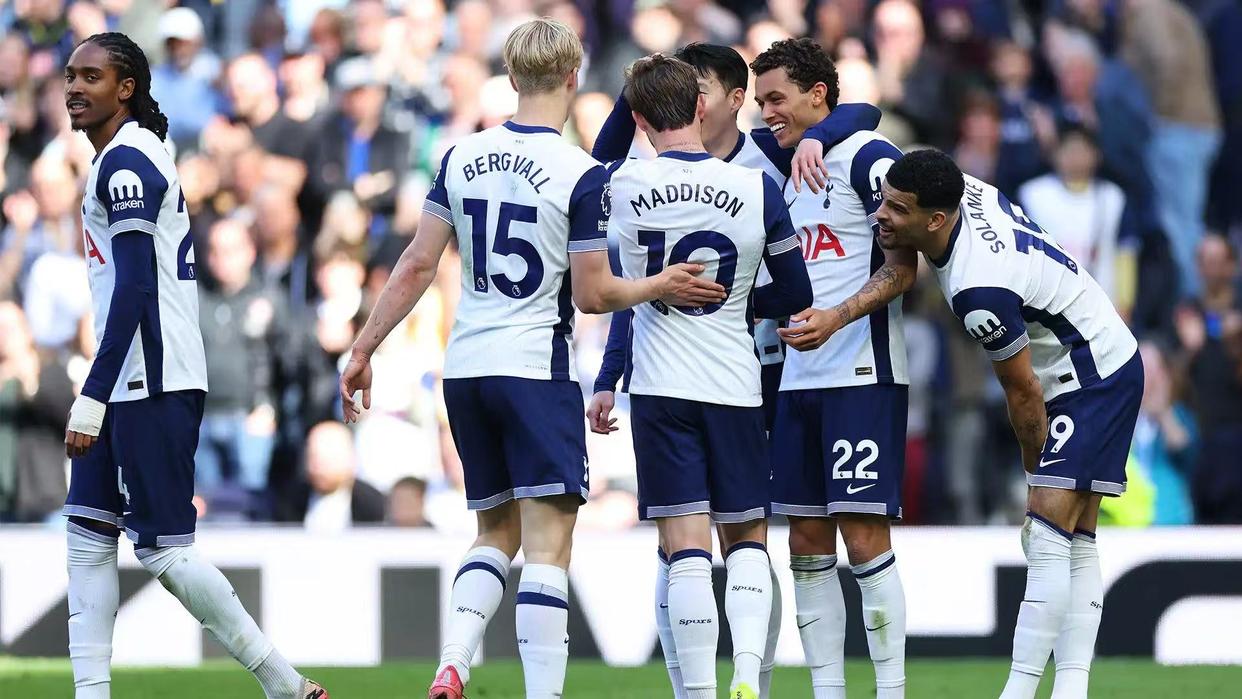 热刺客场击败利物浦，表现抢眼